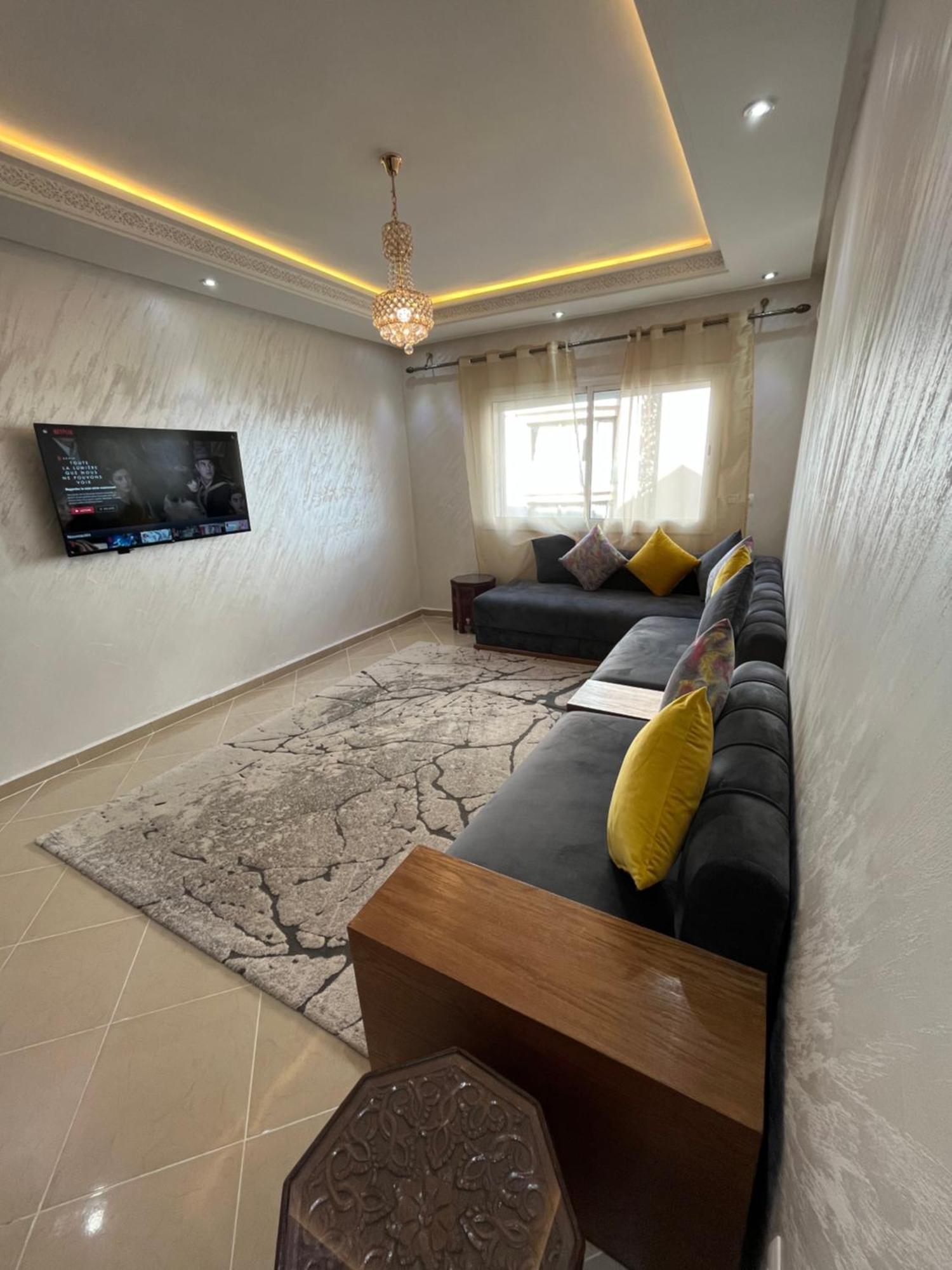 Luxury Center Town Apartment Κενίτρα Εξωτερικό φωτογραφία