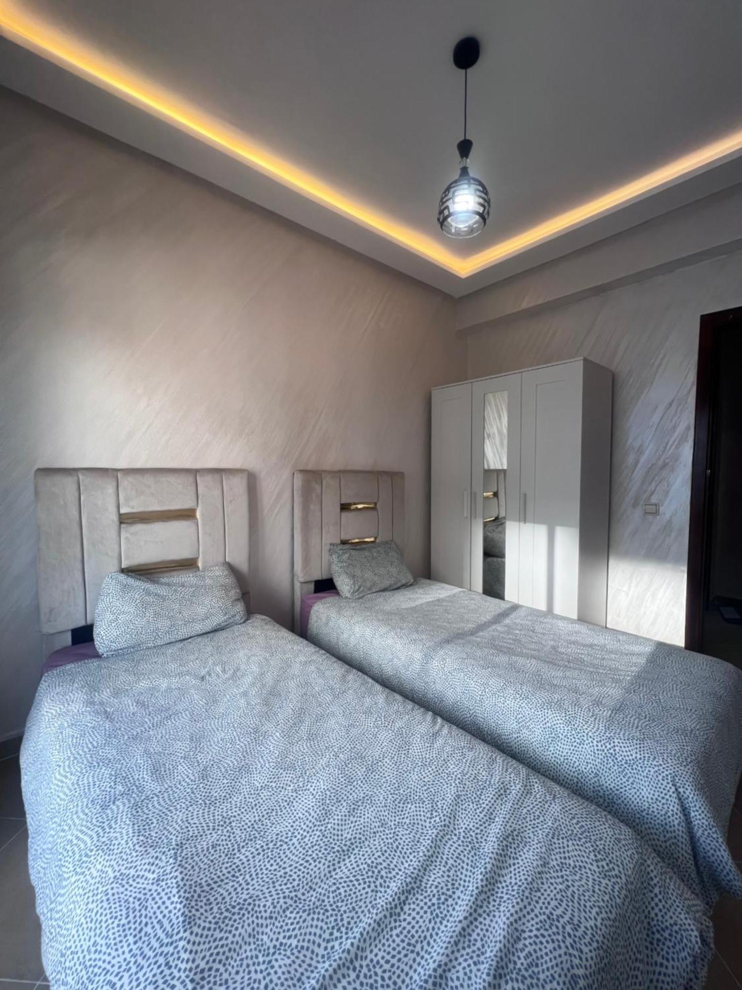 Luxury Center Town Apartment Κενίτρα Εξωτερικό φωτογραφία