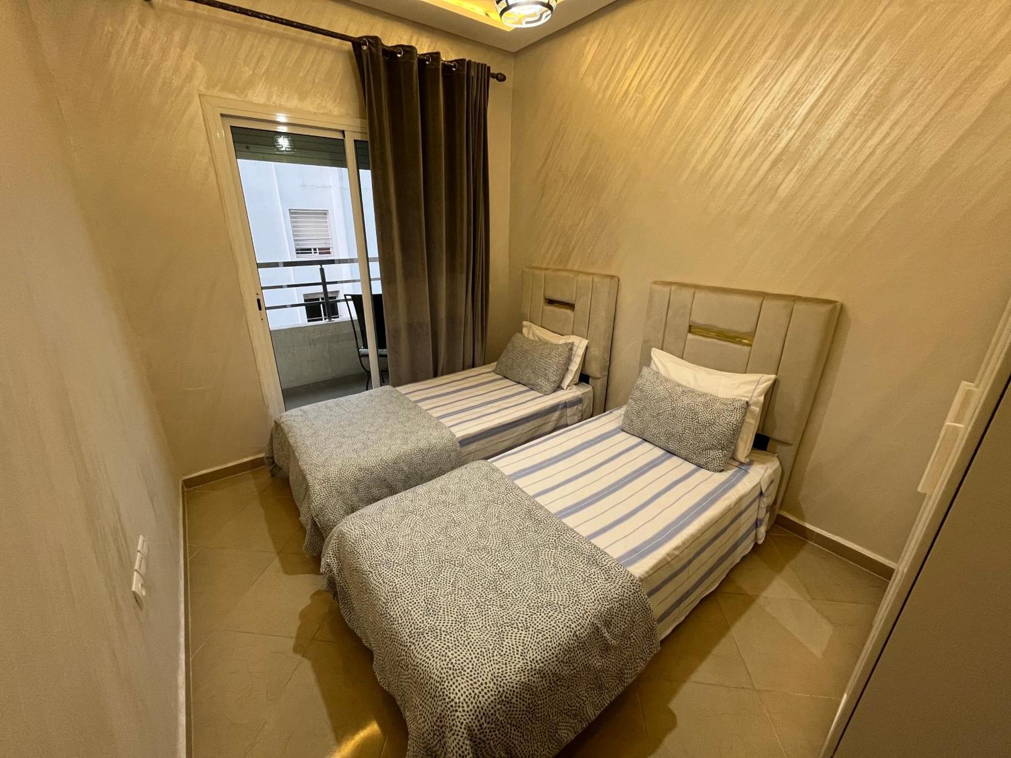 Luxury Center Town Apartment Κενίτρα Εξωτερικό φωτογραφία